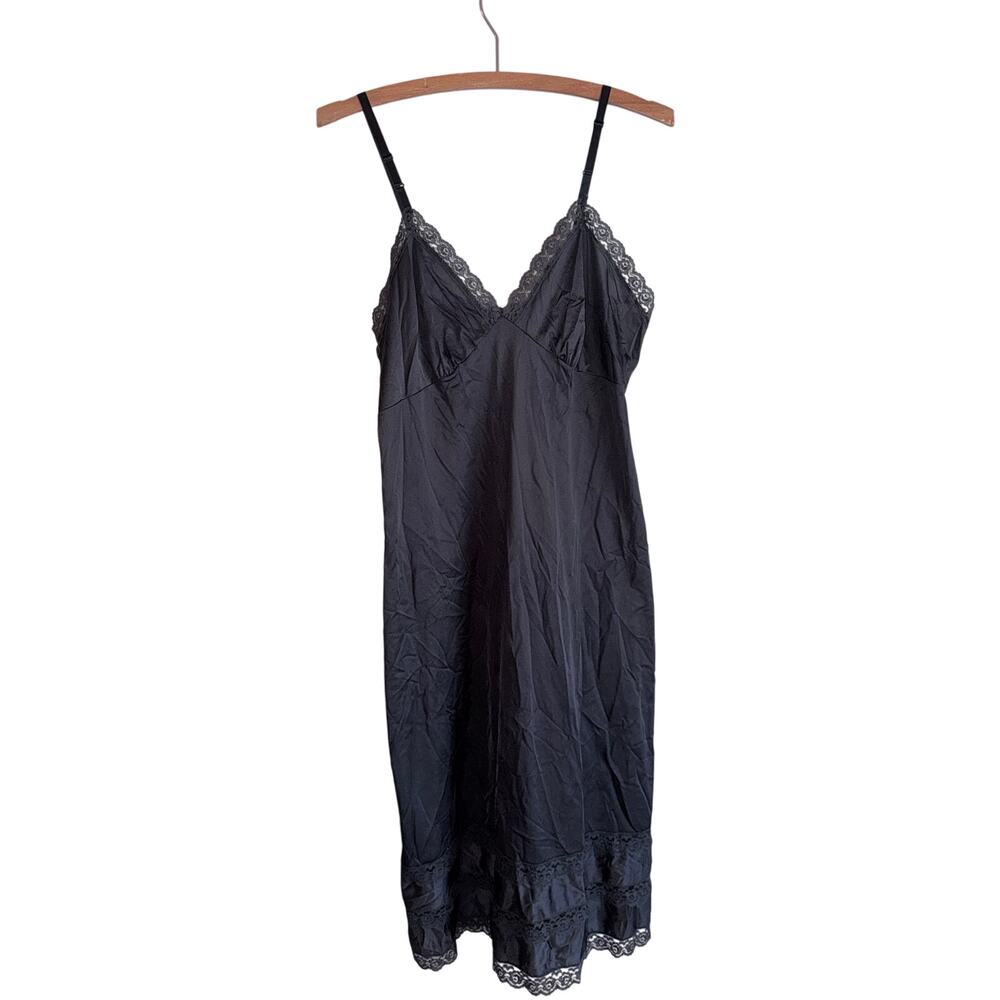Vintage black full slip with lace trim large undergarment lingerie moody